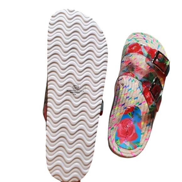 Betsey Johnson Women's Stauss Rose Slide Sandals Size: 7.5 - Picture 4 of 5